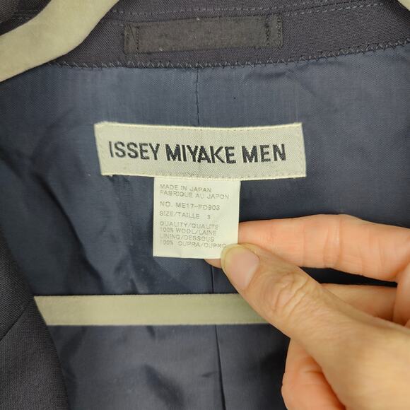 Vintage Issey Miyake Men Blazer Mens Large 3 Navy Blue 100% Wool Made in Japan - Picture 8 of 10